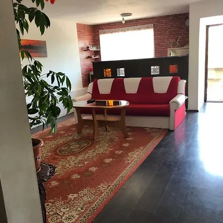 Miro Uno In * Năvodari